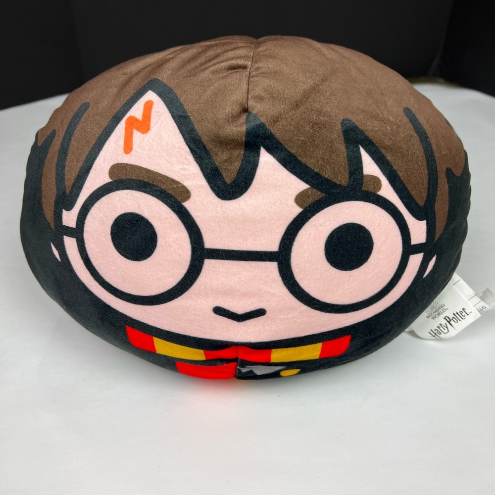 Harry Potter Round Cloud Pillow. 11inx11in Travel Pillow.